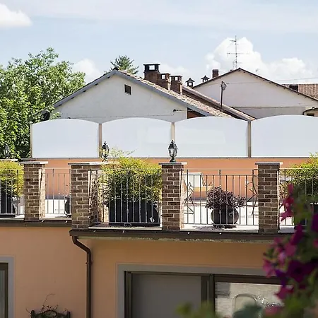 Sleeps 3 With Pool And Air Con Villa